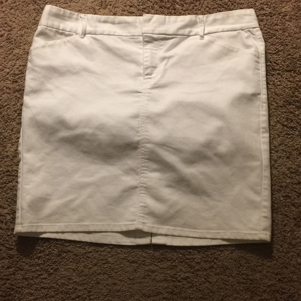 Old Navy White Jean Skirt